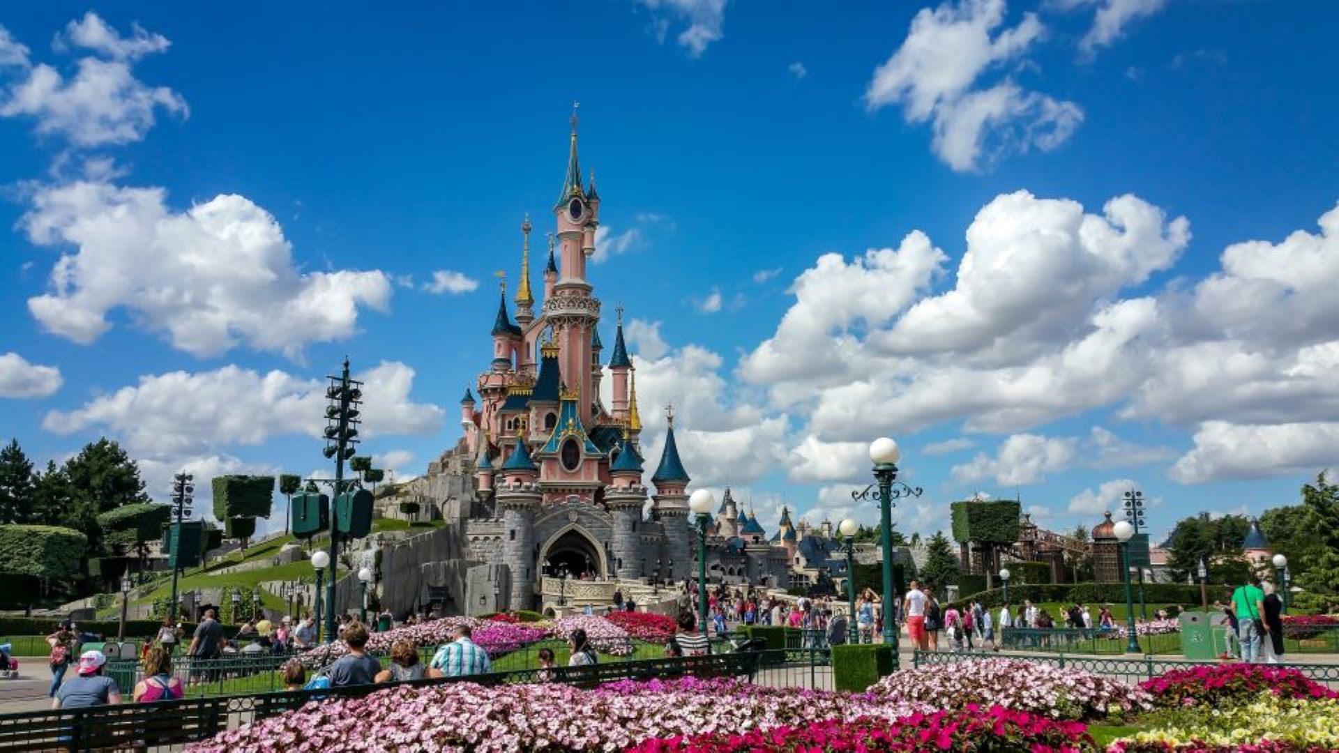 castillo-bella-durmiente-disneyland-paris