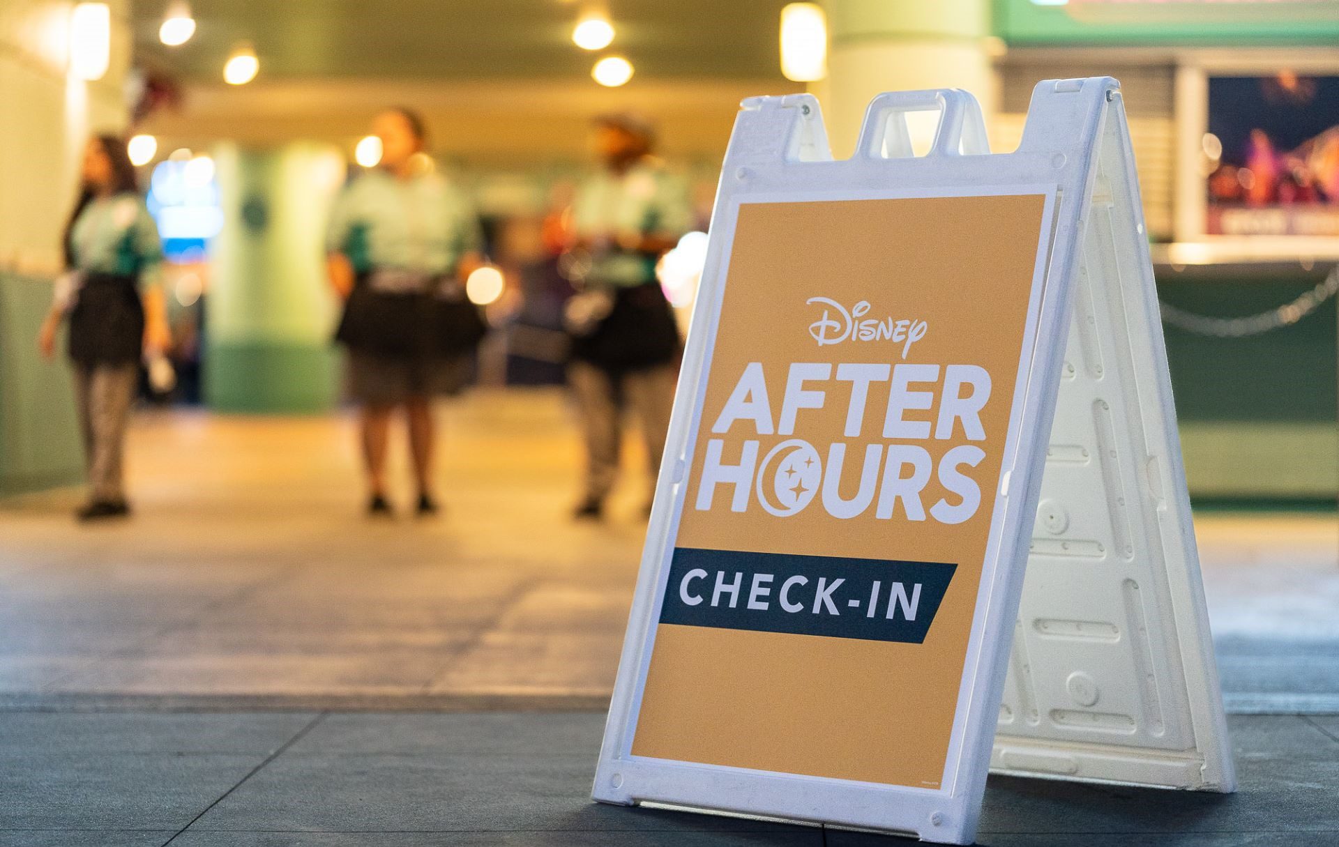 cartel-entrada-disney-after-hours-eventos-nocturnos-de-Walt-Disney-World