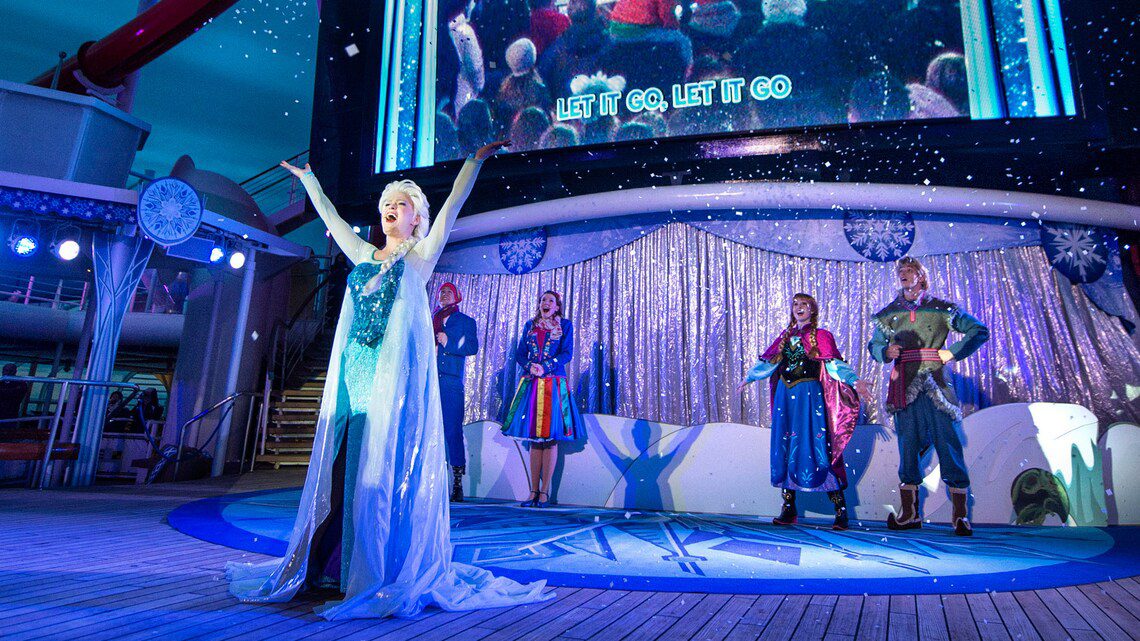 espectaculo-frozen-cubierta-crucero-disney