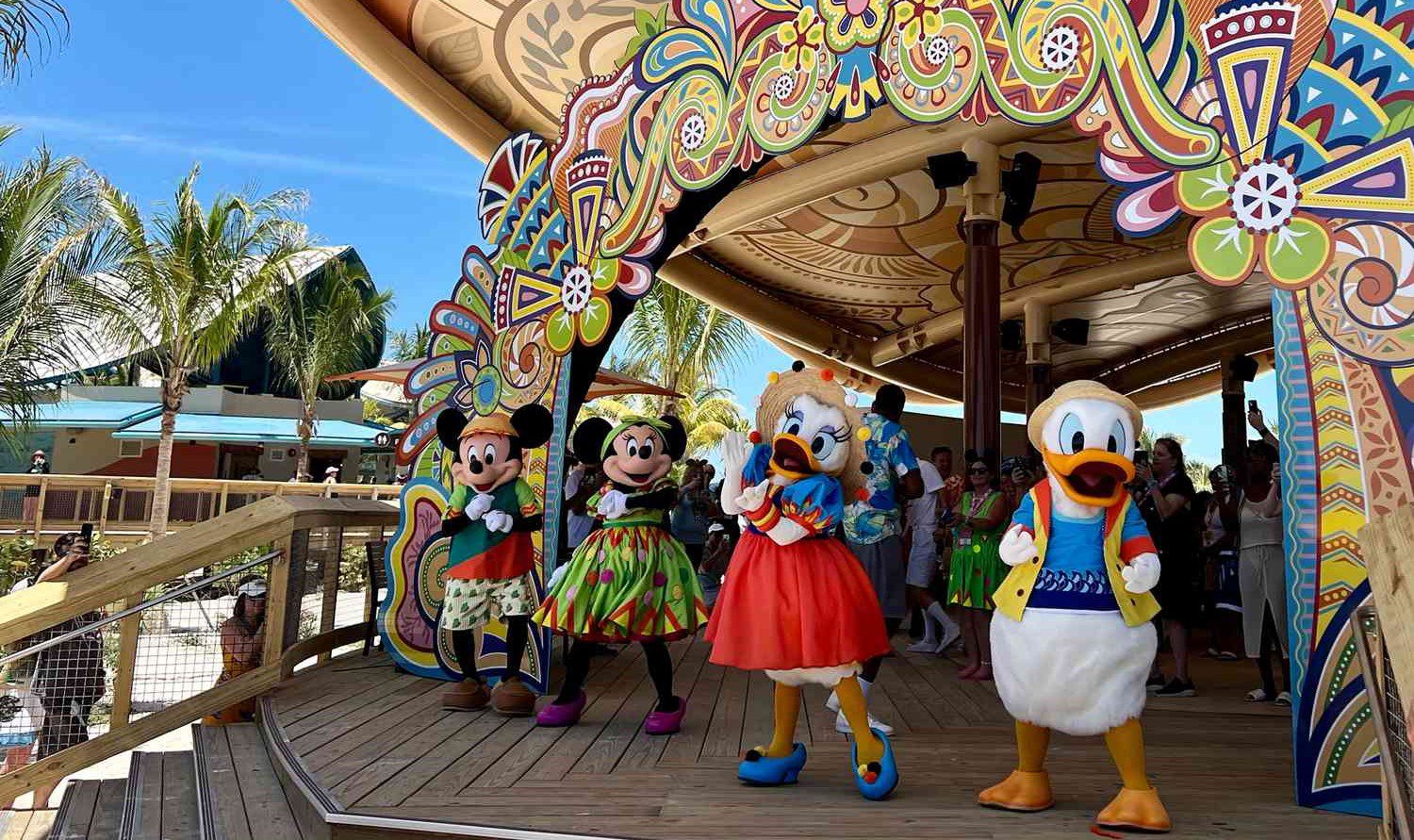 personajes-disney-islas-privadas-disney-lookout-cay
