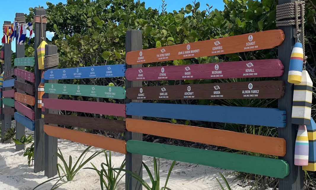 paneles-madera-isla-disney-castaway-cay-member-pearl