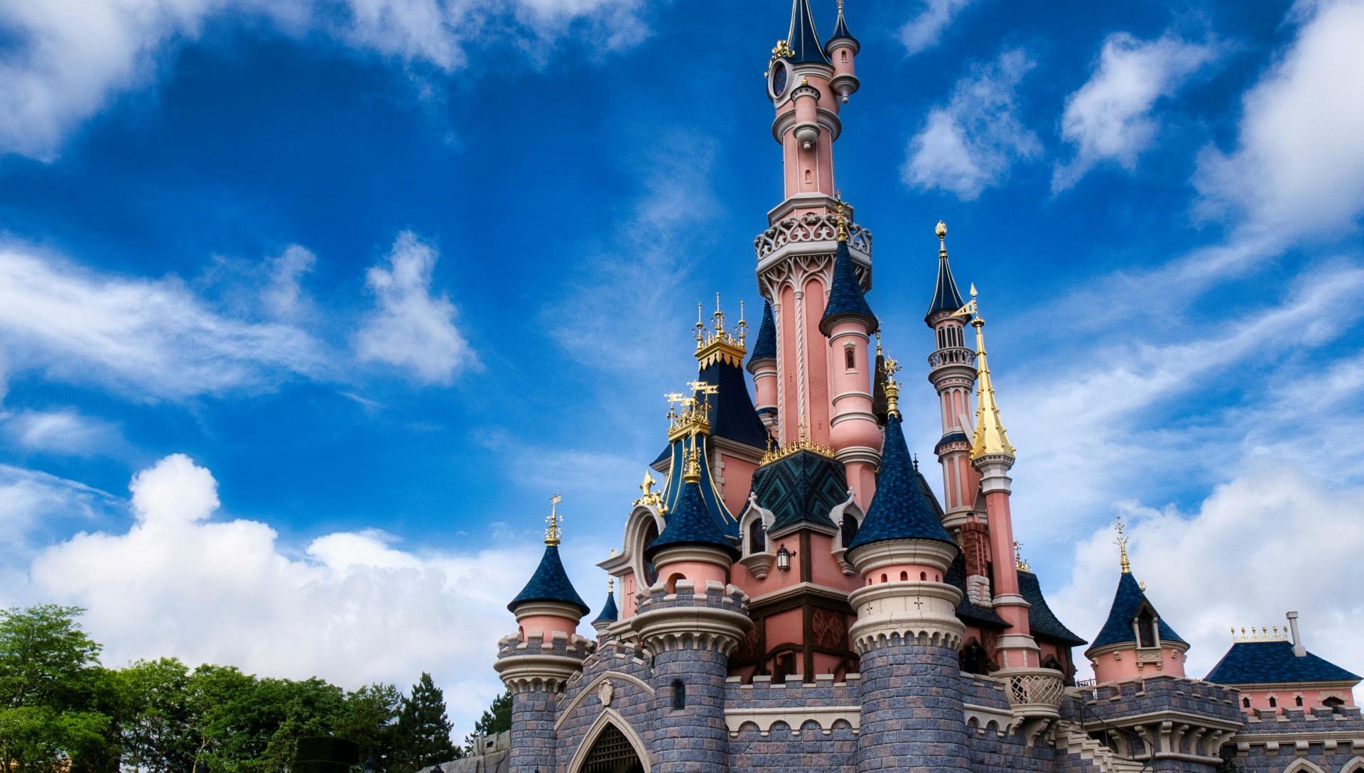 castillo-bella-durmiente-disneyland-paris