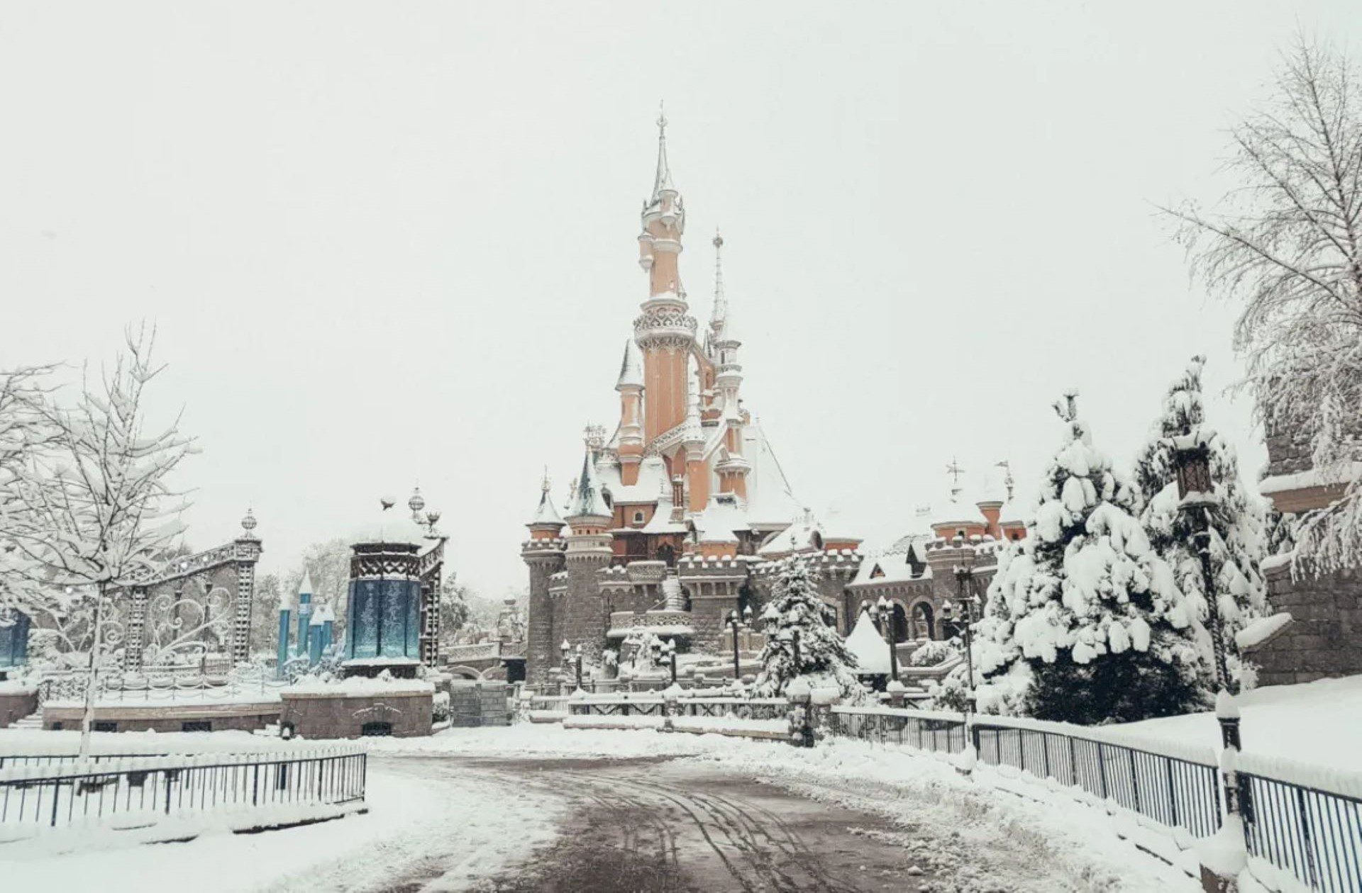 disneyland-paris-nevado