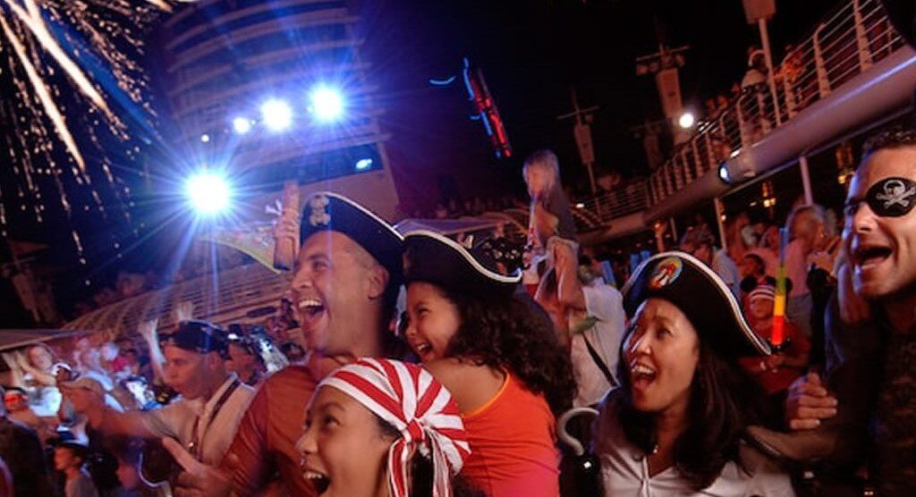 fiesta-noche-piratas-crucero-disney